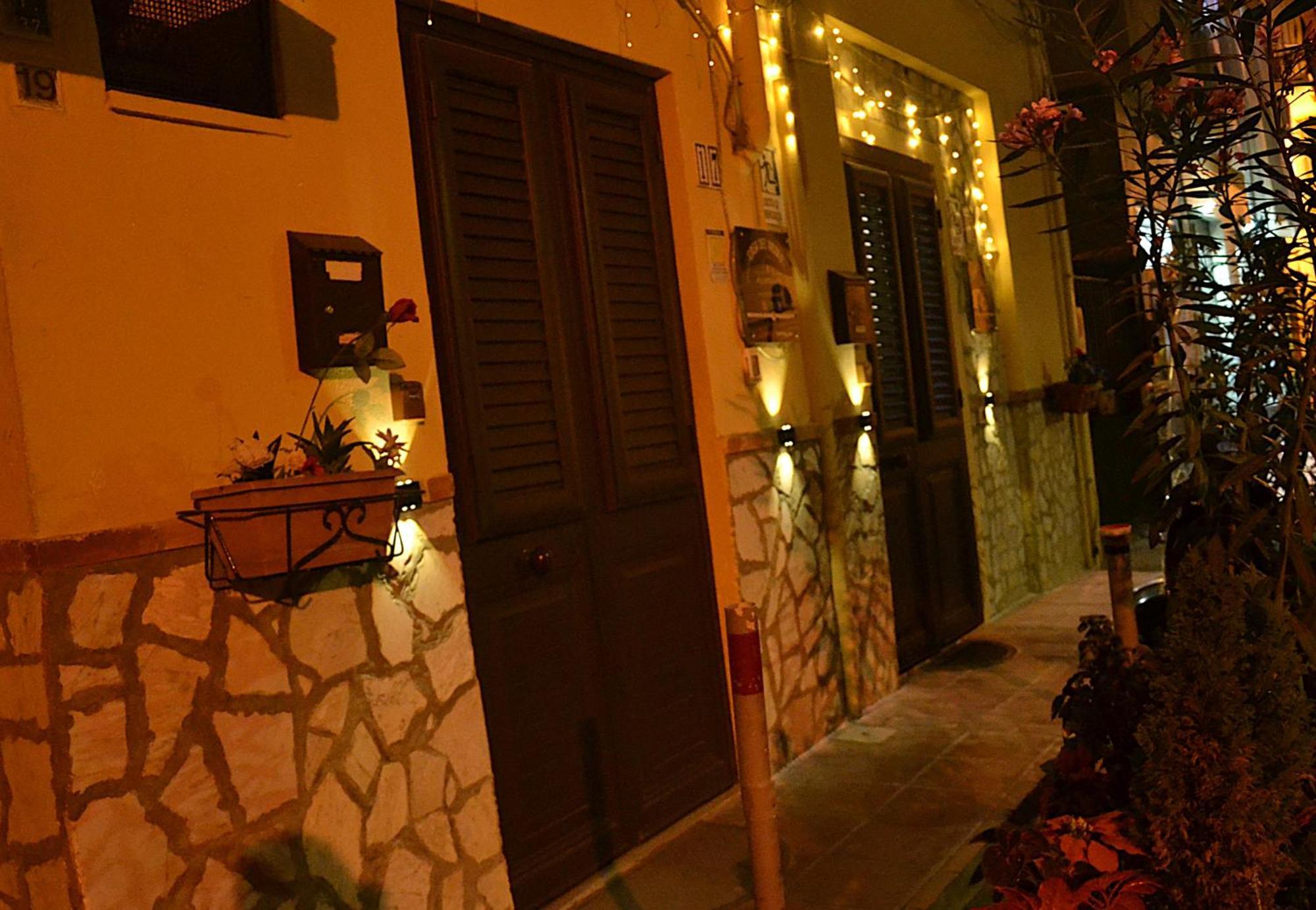 Casa Del Vicolo Apartament باليرمو المظهر الخارجي الصورة